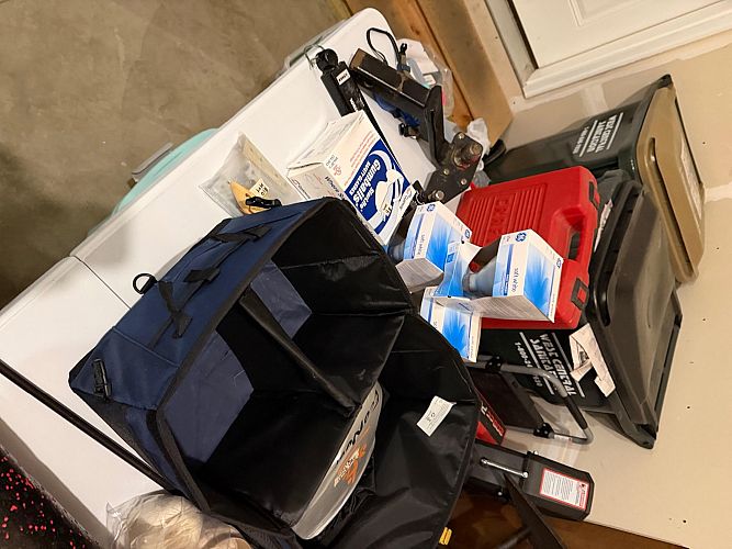 Garage sale photo