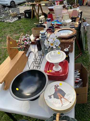 Great Prices! Lots of Stuff! Granny chic, Cottagecore, housewares & home decor photo