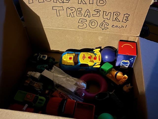 PACK RAT GOES MINIMALIST! HUGE YARD SALE, Multi-Family! photo