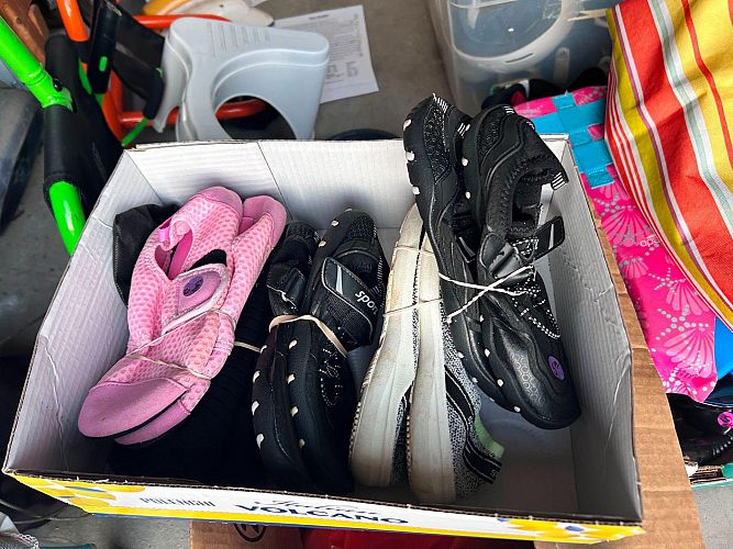 🌞 Sunday Yard Sale. Everything must go!! photo