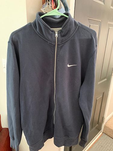 Sale. Sports jerseys and collectibles. Sunday, one day! HD, Nike, Northface photo