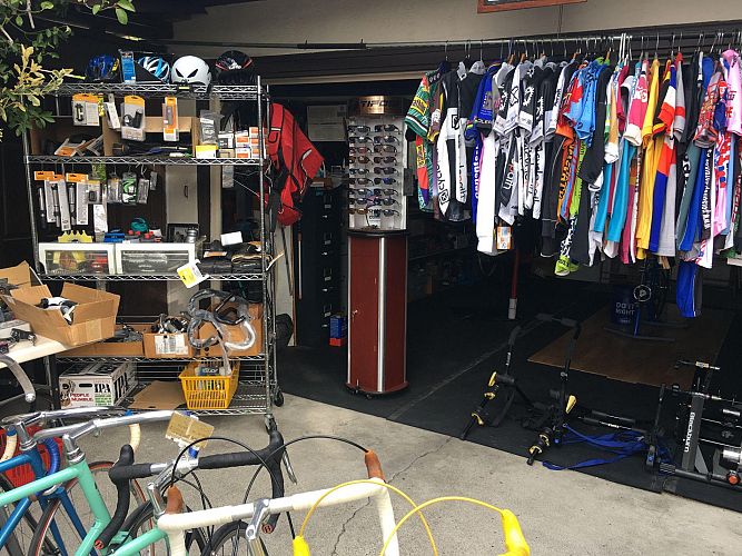 bicycle sale photo