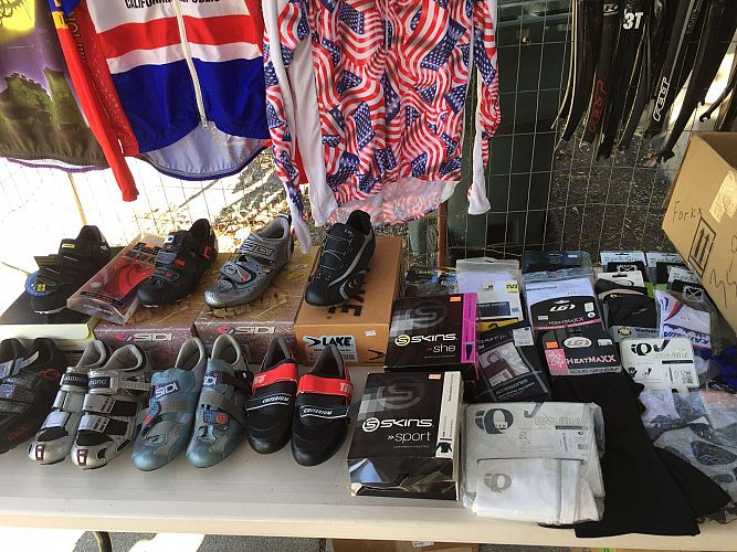 bicycle sale photo