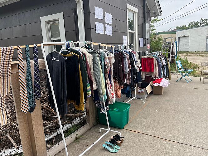 Pay-what-you-can sale photo