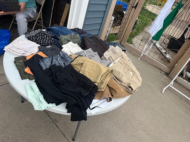 Pay-what-you-can sale photo