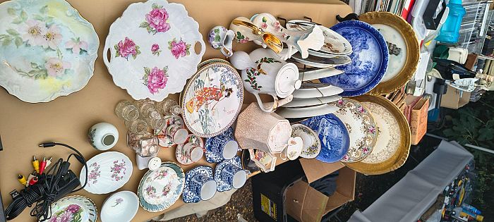 BACK YARD TREASURES! STORAGE FINDS + STATE BUY-OUTS! 8AM–8PM ALL DAY photo