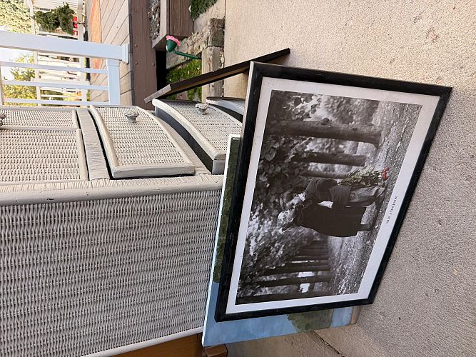 Moving sale photo