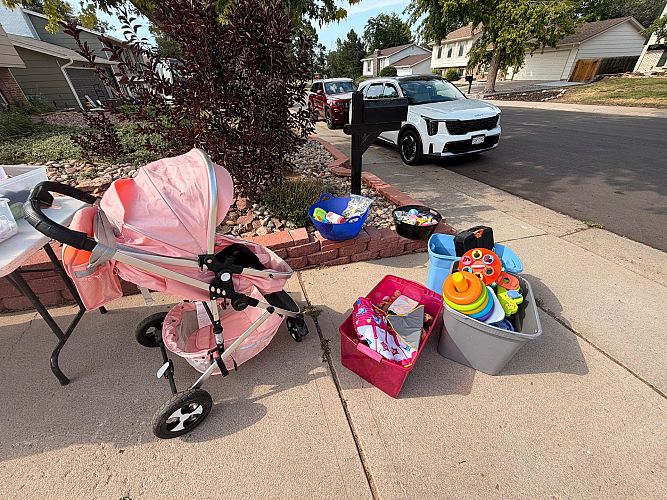 Moving sale photo