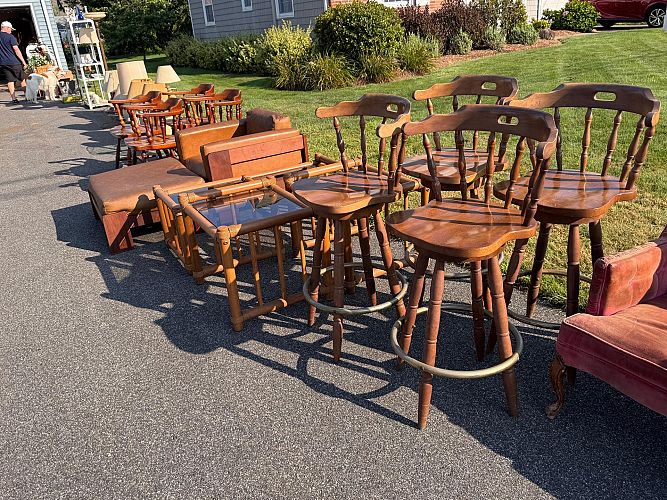 Tag Sale 53 Oldham Road Wethersfield - Furniture - Art - Collectibles photo