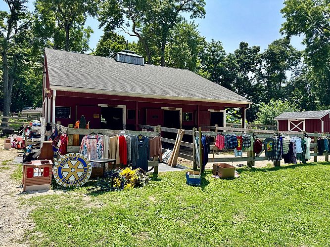 “Barn Sale” photo