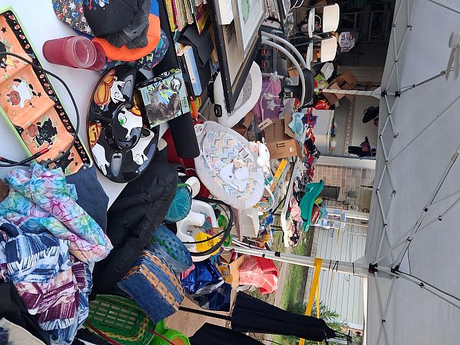 Big garage sale photo