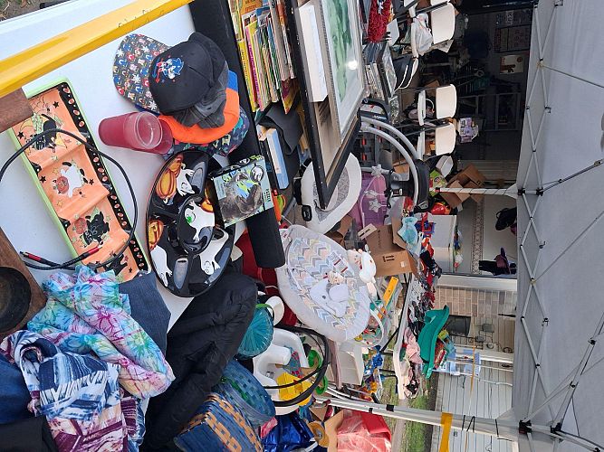 Big garage sale photo
