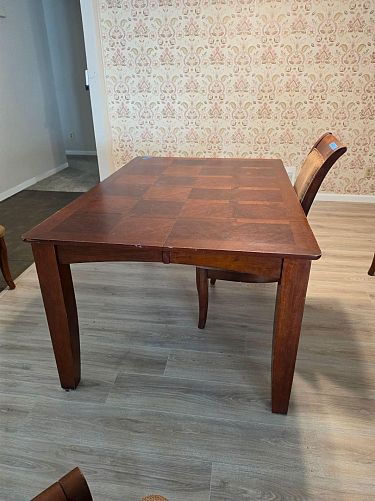 Moving sale photo