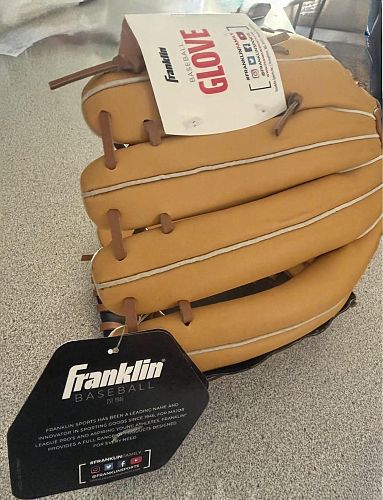 LARGE VENDOR FLEA MARKET cover